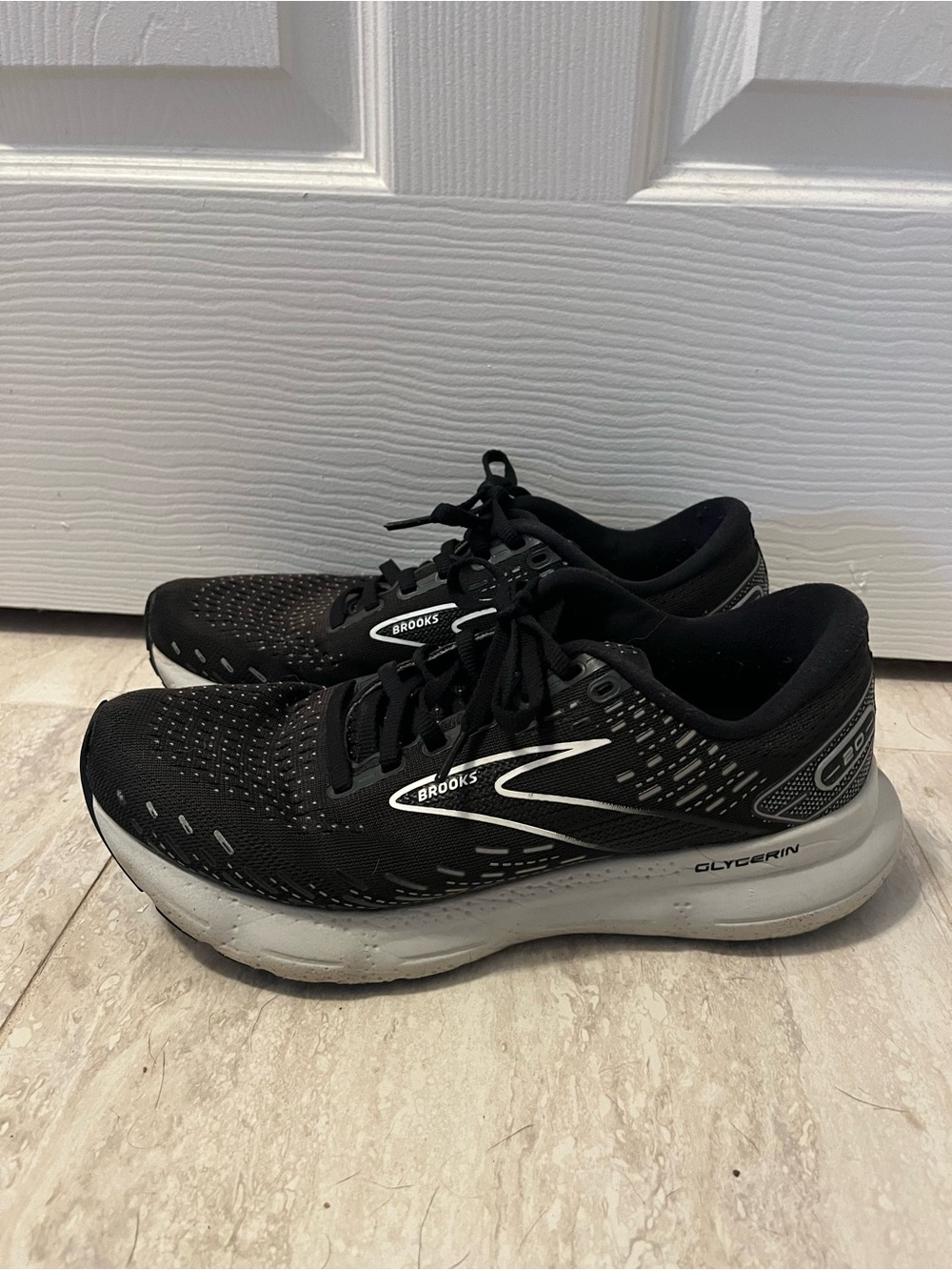 Brooks Glycerin 20 Mens Size 8 D Black White Running Shoes 1103821D059
